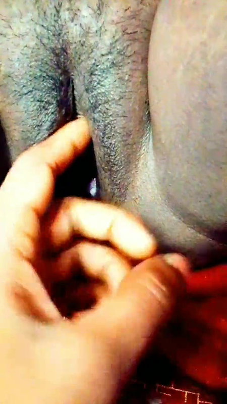 Fingers and carrots are didi’s favorite