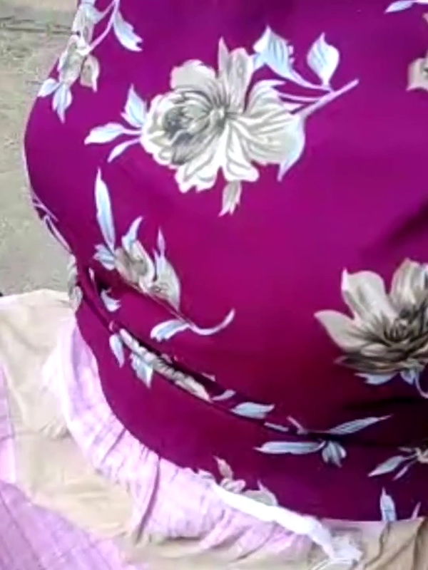 Desi girl went outdoor and pressed her boobs and showed her sexy pussy