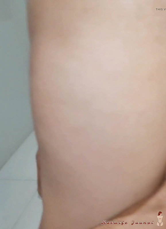 Desi Slim Indian bhabhi doing handjob and squirting in stranger mouth while hubby records