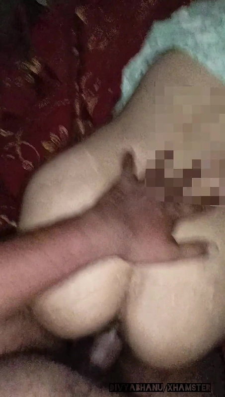 Divya wants a good fuck in doggy style