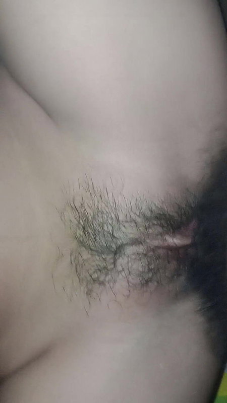 Having sex with your wife for the first time on the wedding night