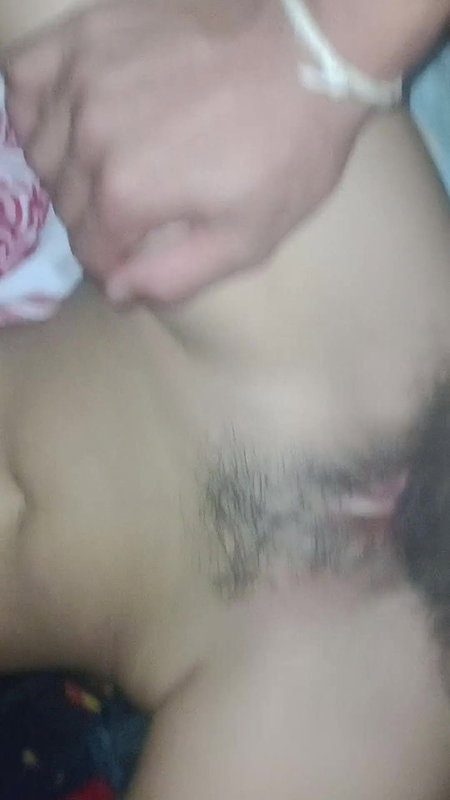 Having sex with your wife for the first time on the wedding night