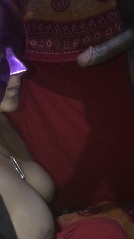 Gaw ki bhabhi ko choot chodna ka kah kar muh ko hi chod diya