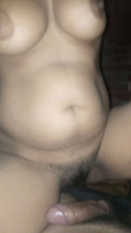 Ganv ki desi bhabhi ko land ki swari karwayi