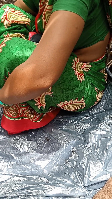 Ganne ke khet me ragadke chudai