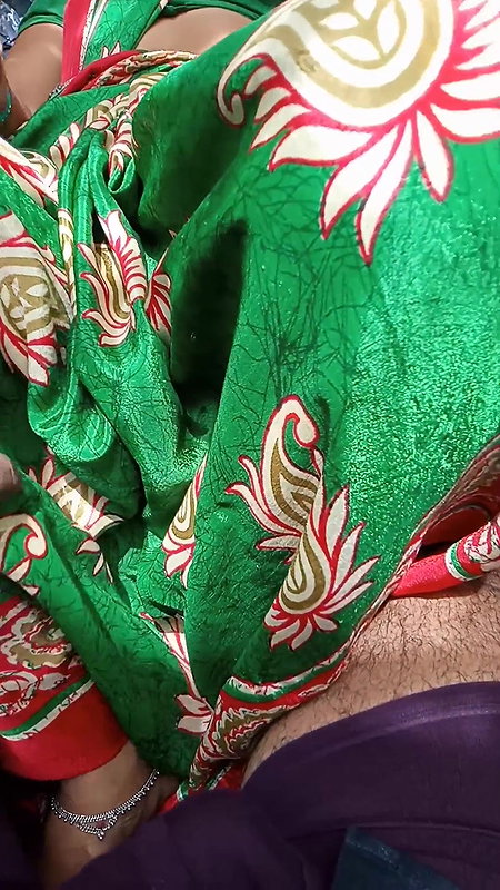 Ganne ke khet me ragadke chudai