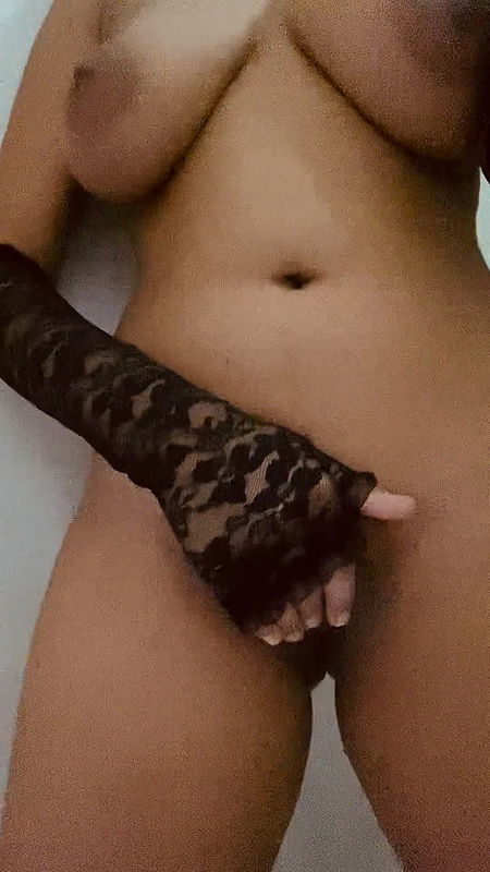 Desi Indian hairy pussy nude body parts