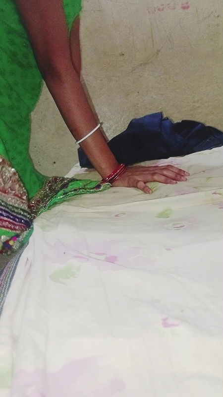 Desi bhabhi xxx24 real bhabi Fuck on bed room From