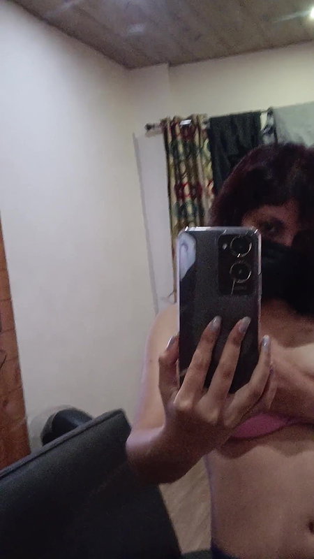 Chooth me daalo ungli?