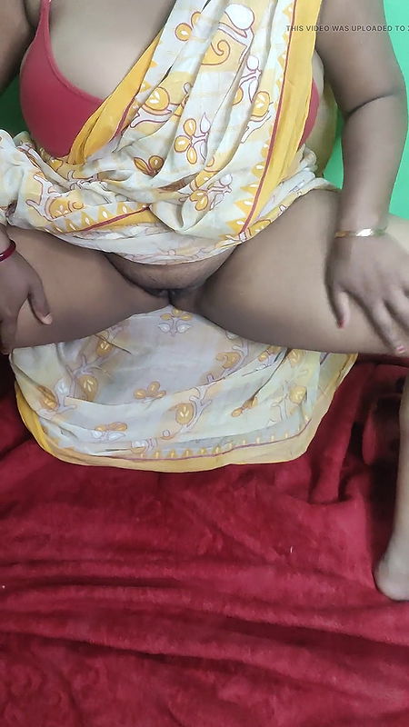 Big hairy pussy fingering by Indian Desi hot wife