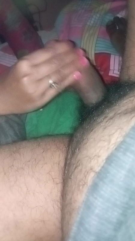 Bhabhi ne muh me lund liya deep throat and cum out in hand
