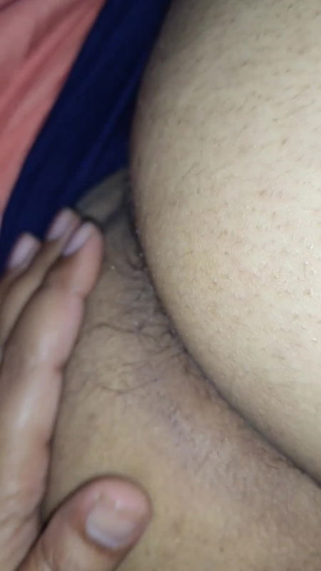 Bhabhi ki salwar khol ke chut or gand dekhi. Indian bhabhi ass hole