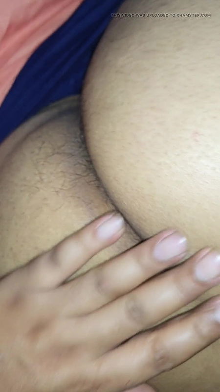 Bhabhi ki salwar khol ke chut or gand dekhi. Indian bhabhi ass hole