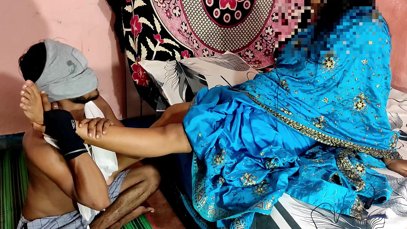 Horny malkin got fucked with servant Ramu desi hindi village sex