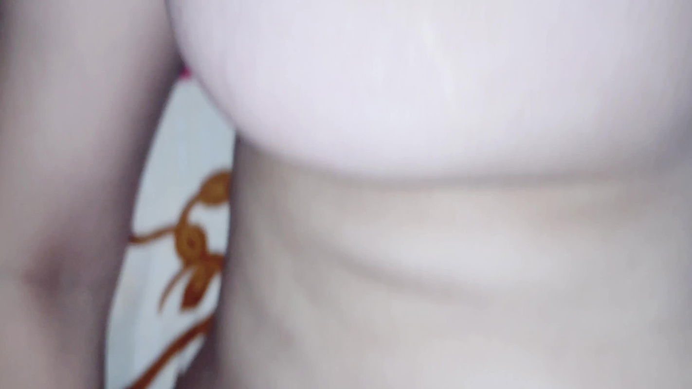 FUCKING VIRGIN COLLEGE GIRLFRIEND AND SHE MOANED LIKE CRAZY HINDI AUDIO