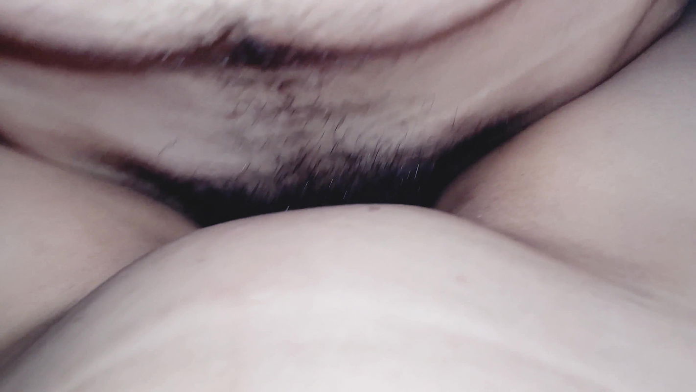 FUCKING VIRGIN COLLEGE GIRLFRIEND AND SHE MOANED LIKE CRAZY HINDI AUDIO