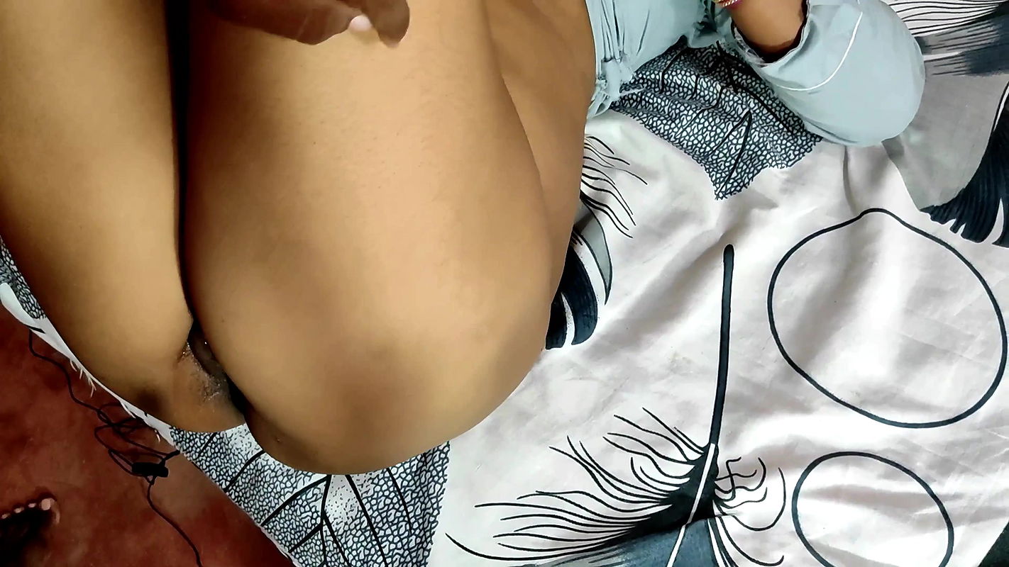 Fucked Priya when she busy in office work Dirty Hindi Voice