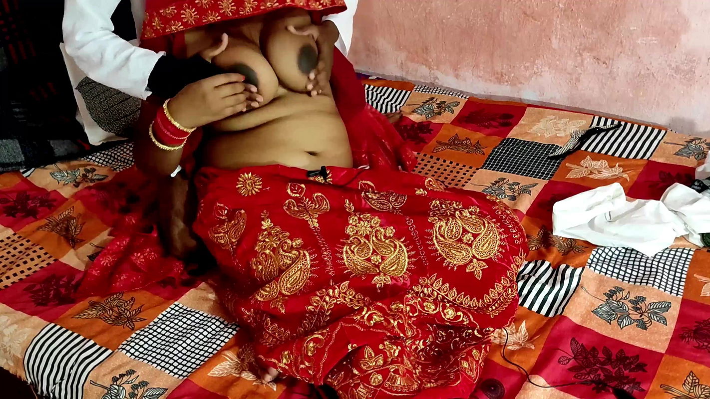 Fucked newlywed bride aunty on her wedding night Village Mami Chudai