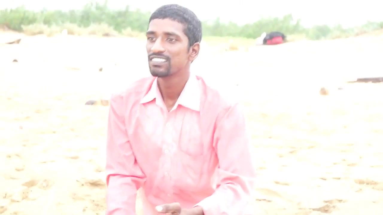 wet aunty at juhu beach 2