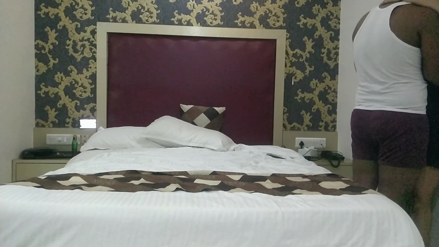 Fantasy Riya Gives Blowjob to South Indian Boyfriend