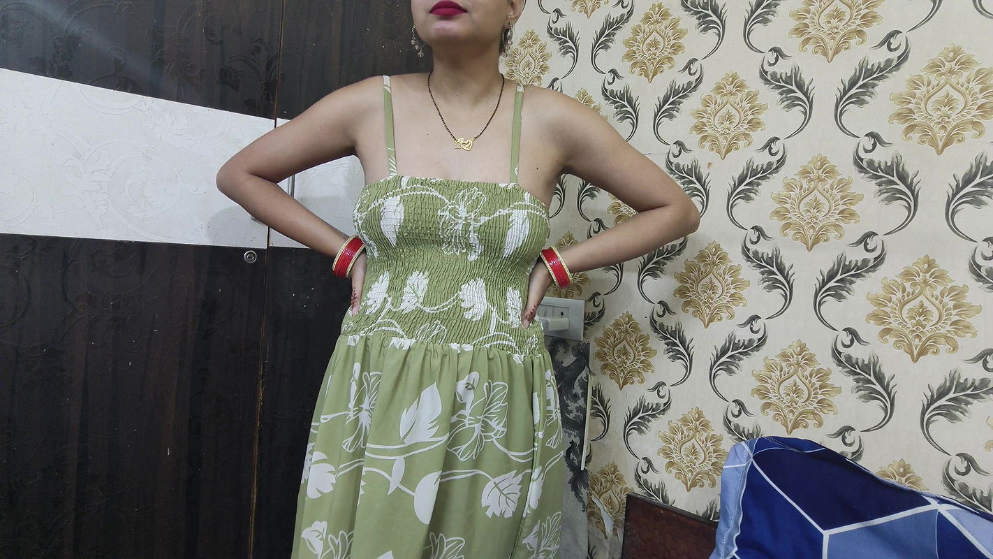 Diwali ko aaye periods gaand toh mili lund pe lights jala ke muh main liya