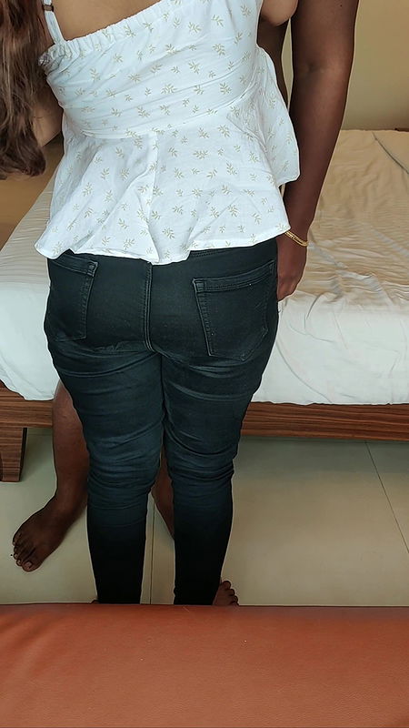 Fantasy Riya Romantic Blowjob and Fingering – Cam1