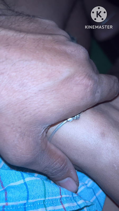 Entered the neighbor auntys house and had a lot of sex