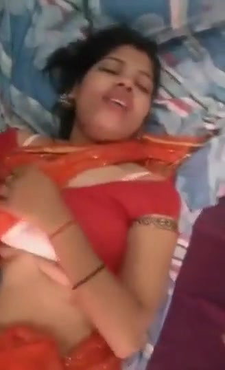 Desi Saree aunty suking frnds Husbnd