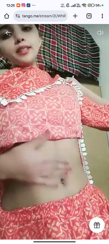 Tango fatima nipple show