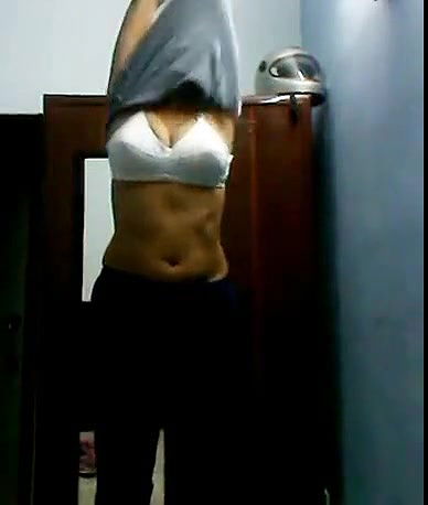 aroushi 36c boobs exposed