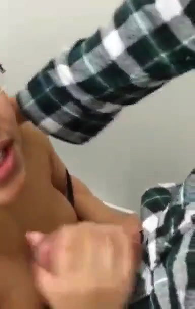 Desi Secratary Suking Bos dik in Ofice ComfortRoom
