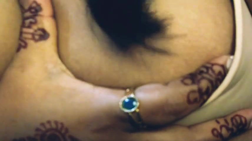 Hot Sexy Desi Girl Suck Boobs Show Nipple Rubing