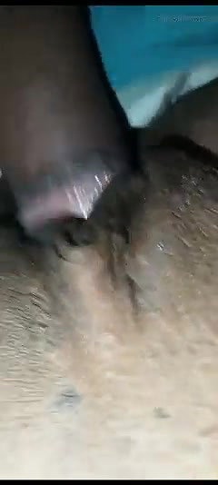 Girlfriend ki chut me land dala