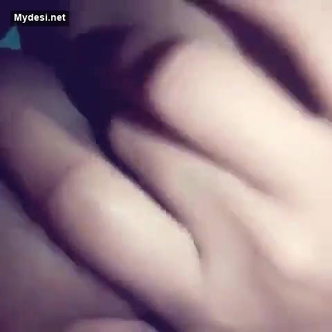 Desi village teen show her ass
