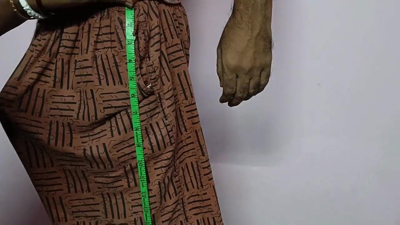 Indian Bengali Housewife Boudi Measure Husband’s Friend Huge Black Cock