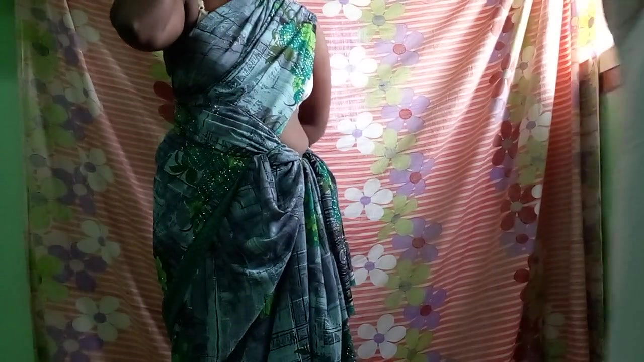 Indian beauty queen babhi fucking
