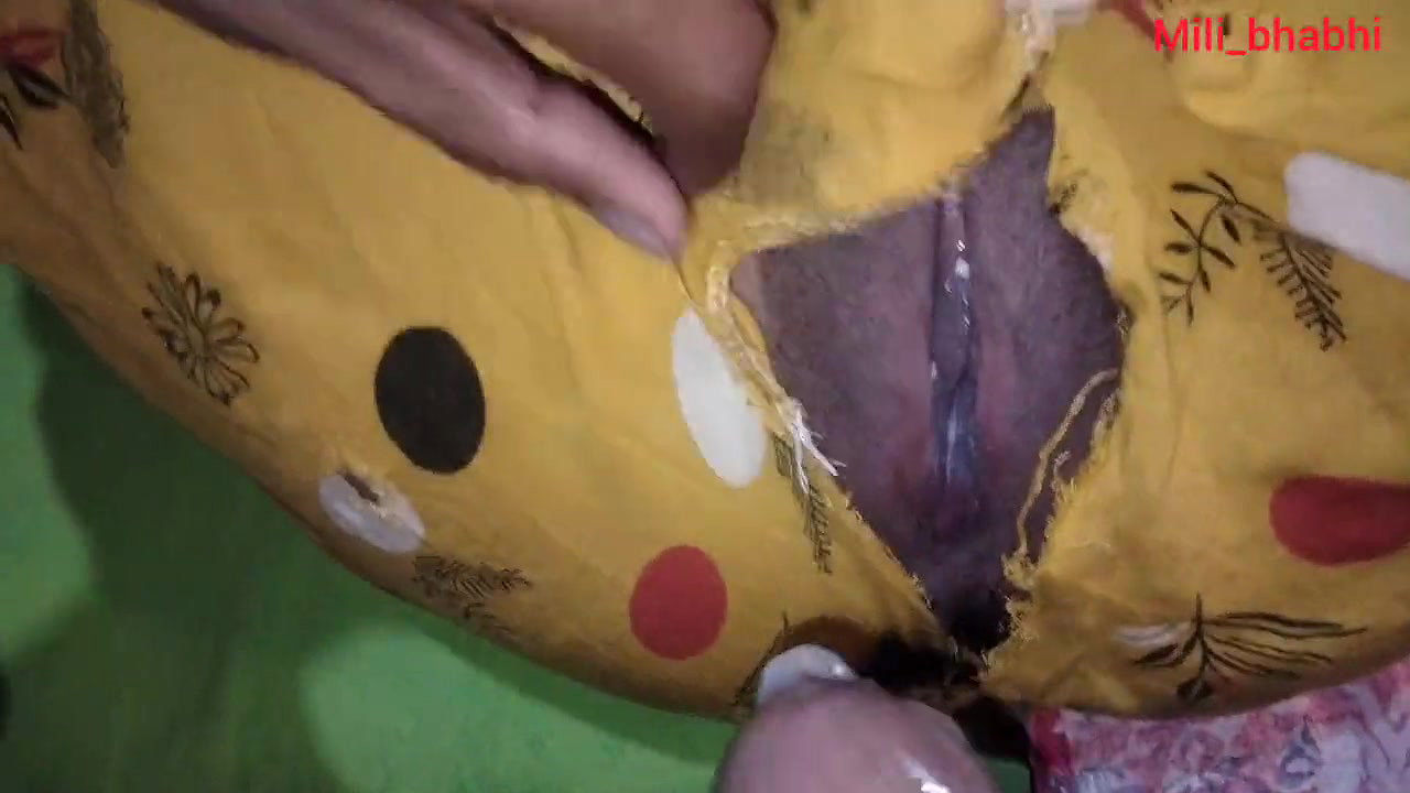 Indian 18+ Dirty Girl Mili riding Police big cock she cum twice on his Cock