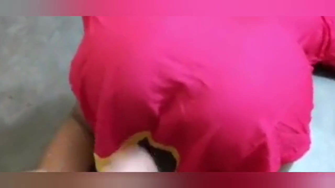 I’m fuck Indian sonpari wearing pink Kurti, With Dirty Hindi Audio