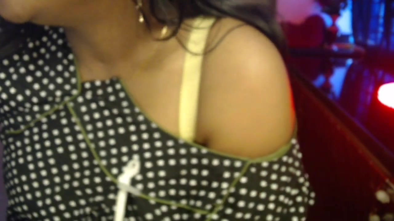 Hot Sexy Solo Girl Sexy Boobs and Role Play Boobs Bra