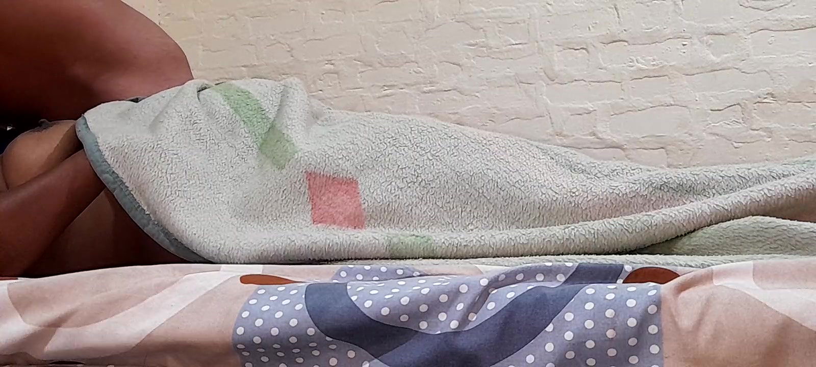 Hindi sexy video desi aunty hardcore sucking dick