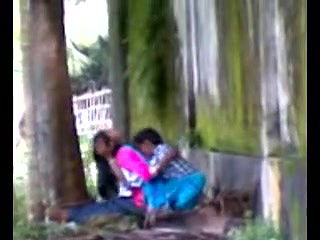 desi lover open love recorded byecurity guard