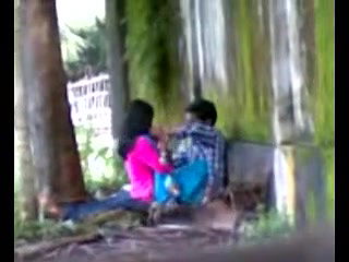 desi lover open love recorded byecurity guard