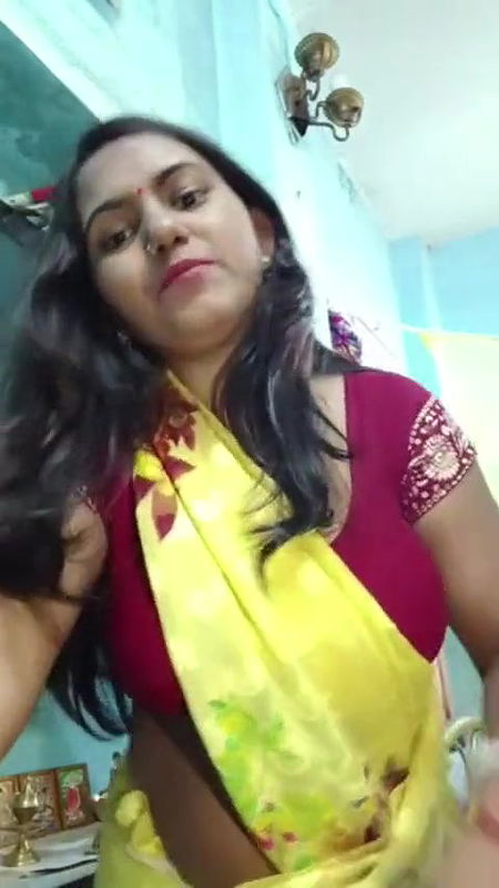 Indian bangla hot lonely aunty video with cute face