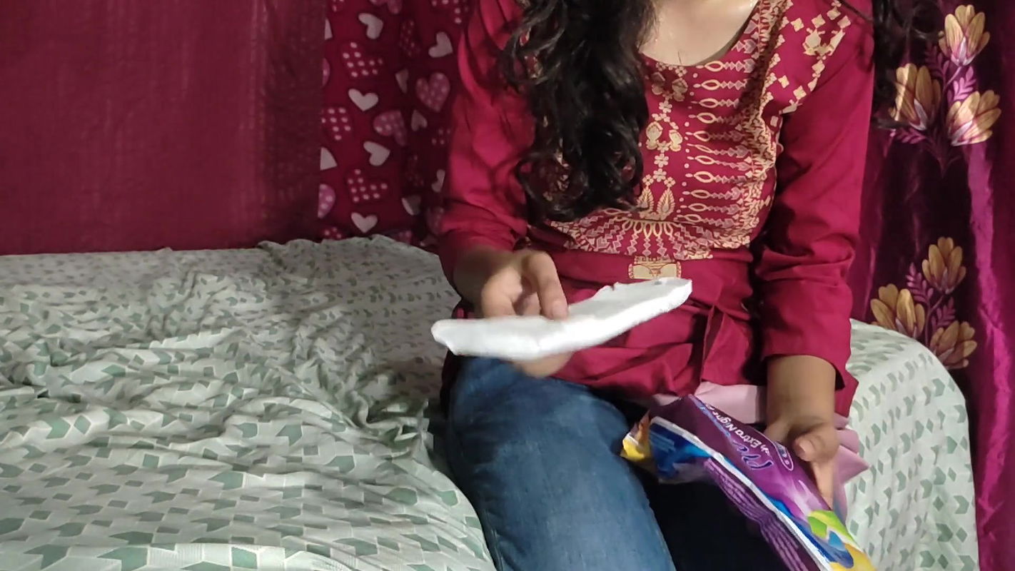 Kavita ordered pads from Vijay and kissed a lot from her