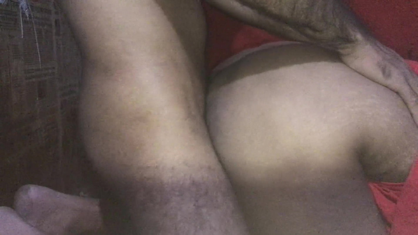 Kaam wali Bai ko ghodi bna kar pela ki unki choot fhat gayi