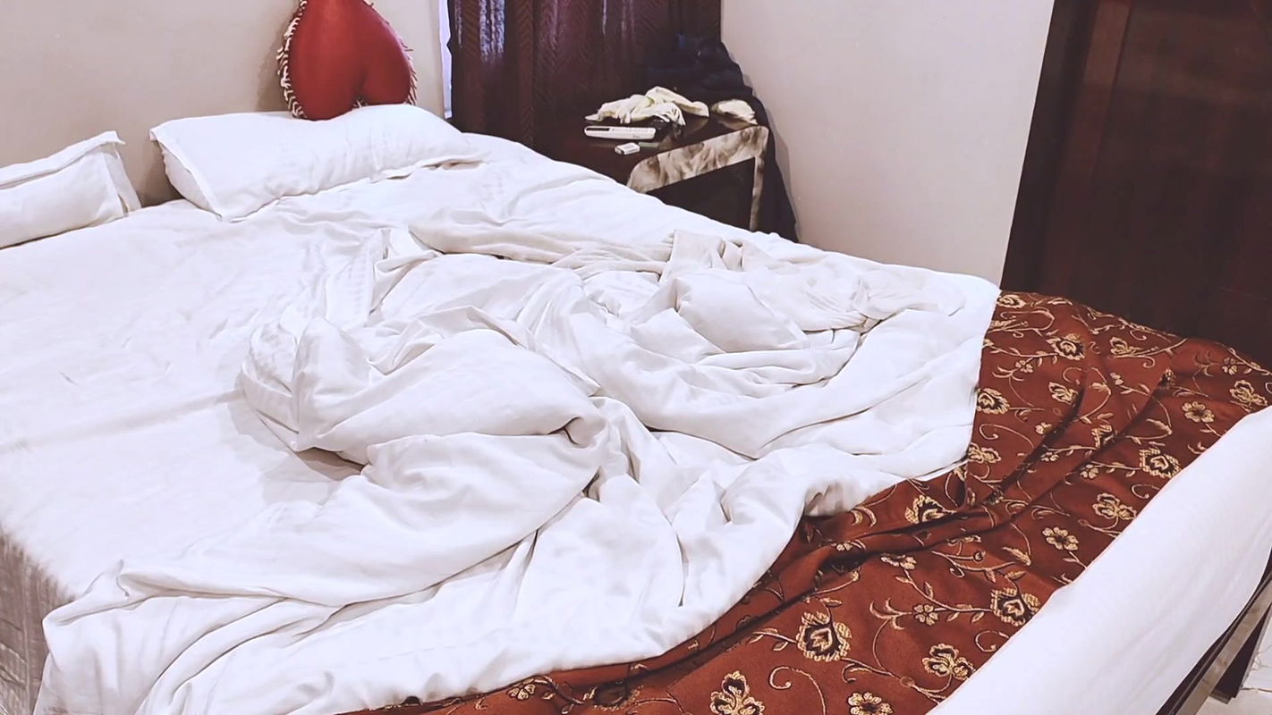 Indian Tamil Girl Dress Changing Infront Of Boy Friend Desi Big Ass