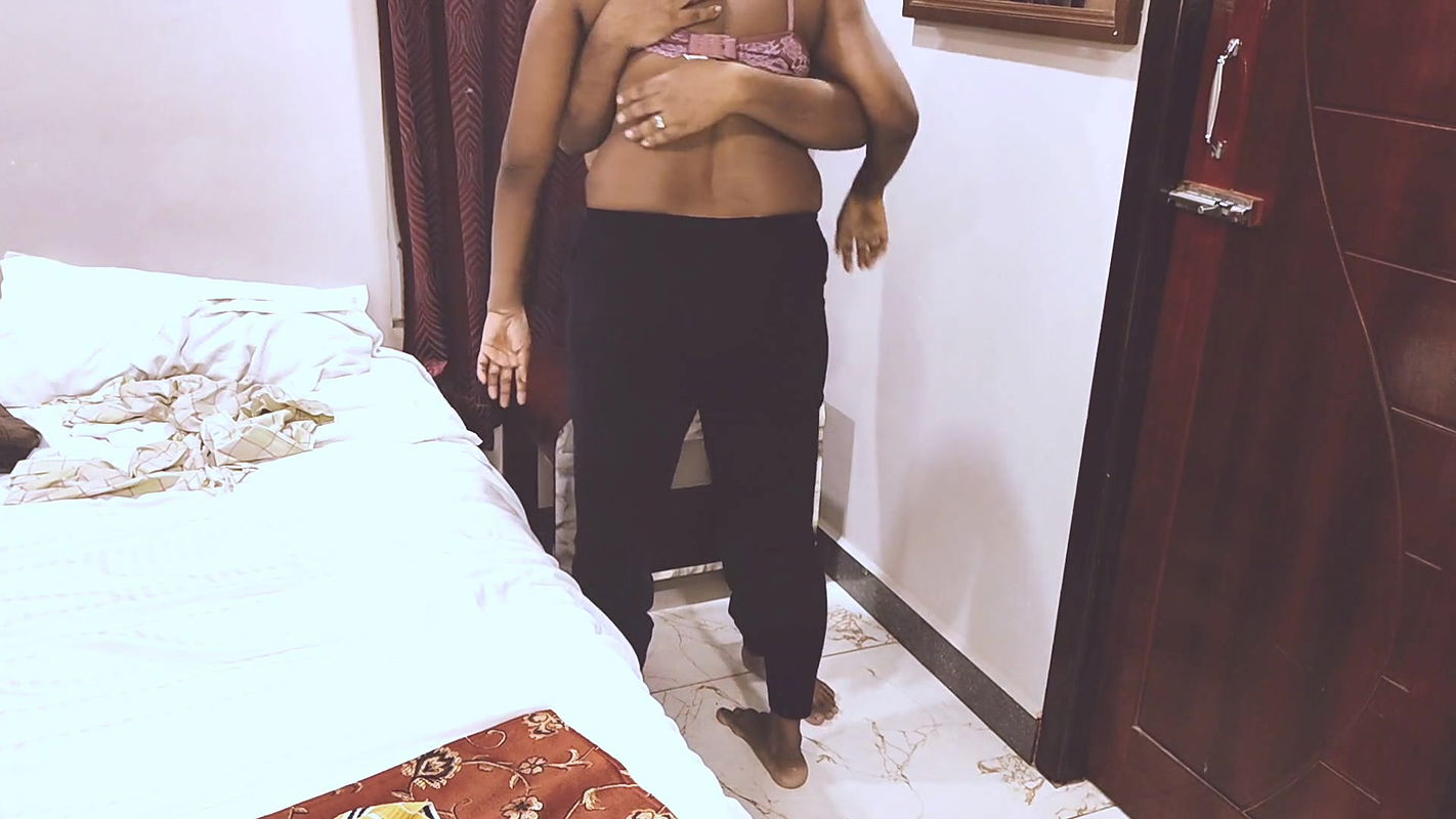 Indian Tamil Army Dressed Girl Sex With Hotel Service Boy, Desi Big Ass Dusky Girl