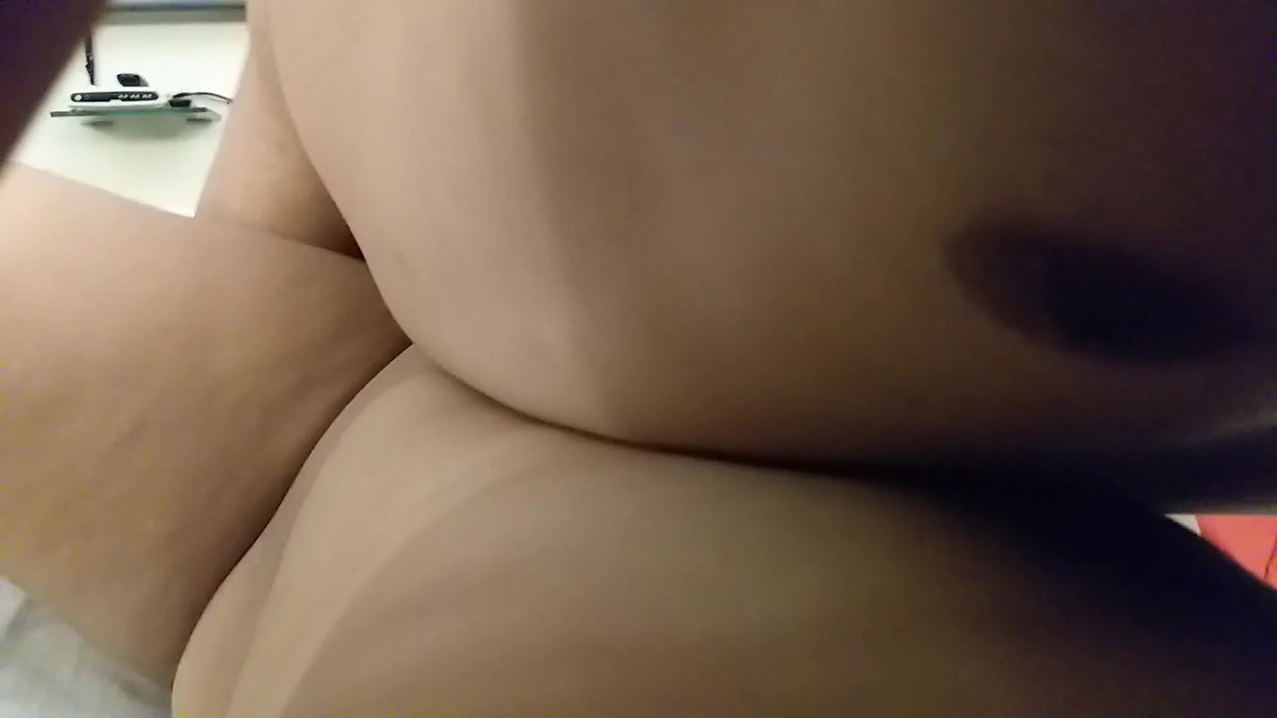 Indian girlfriend first time HOT sex hot romantic sex at OYO Hotel Room