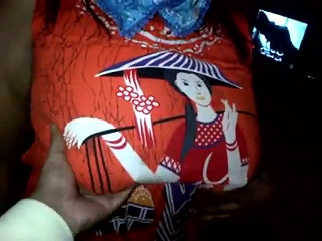 huge mallu boob erect nipple