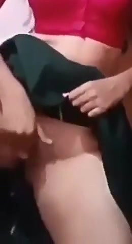 Desi Slim beauty aunty in kancheepuram saree fingring for lovr